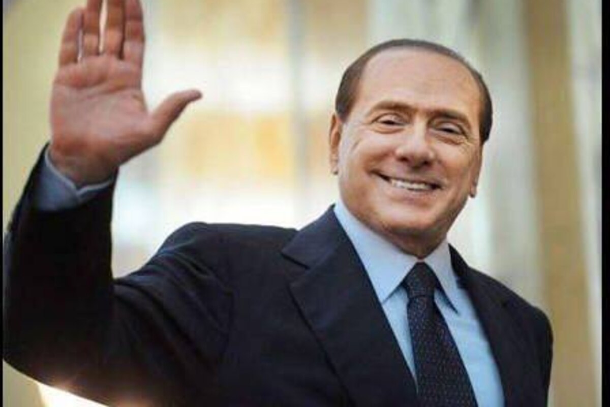 Italie: M. Berlusconi confie à Angelino Alfano les rênes de son parti PDL
