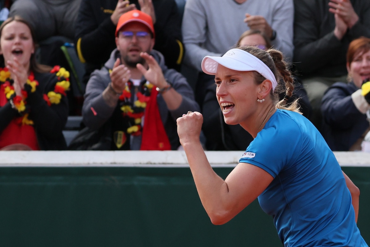 Belgian Elise Mertens pumps her fist during Belgian Elise Mertens reacts during a tennis match against Croatian Martic, in the second round of the women's singles, at the Roland Garros French Open tennis tournament, in Paris, France, Thursday 30 May 2024. This year's tournament takes place from 26 May to 09 June.
BELGA PHOTO BENOIT DOPPAGNE