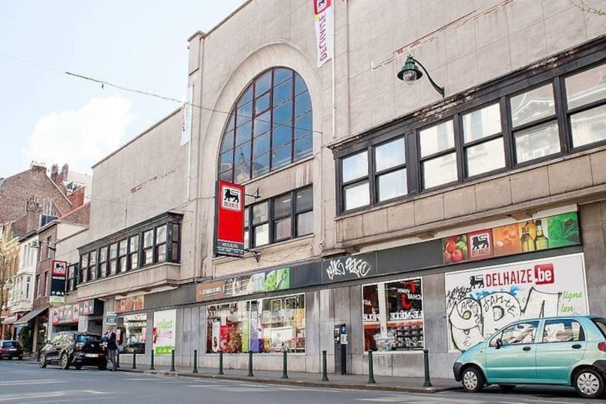 facade delhaize chaussee de waterloo 566 ixelles