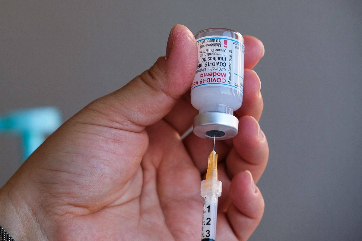 Fraude au CST à Charleroi : un homme se fait vacciner 8 fois dans le même centre de vaccination !