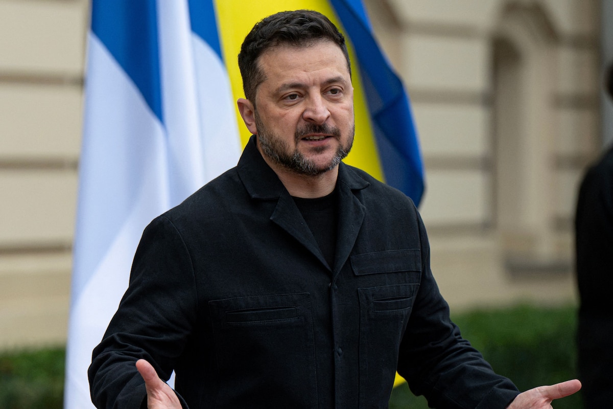 Ukraine's President Volodymyr Zelensky gestures as he addresses the media ahead of his meeting with Finland's Prime Minister in Kyiv on October 22, 2026, amid the Russian invasion of Ukraine. (Photo by Genya SAVILOV / AFP)