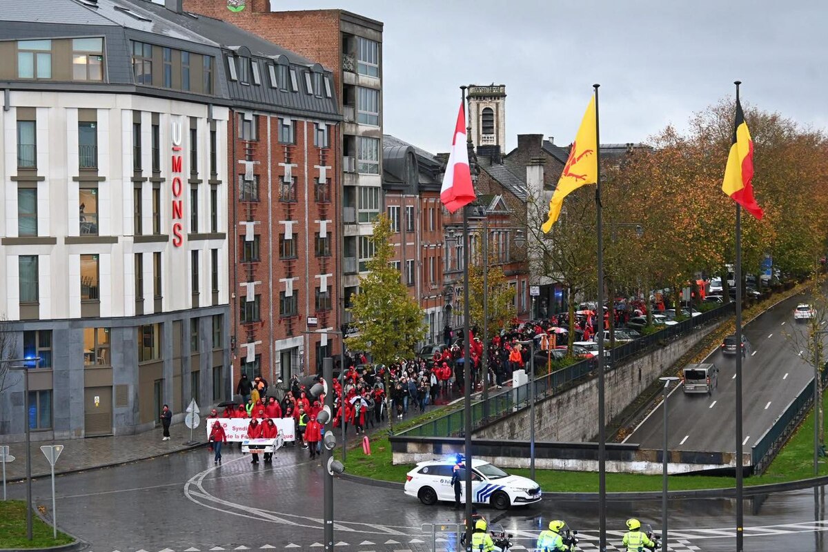 Les grévistes étaient aussi mobilisés à Mons.