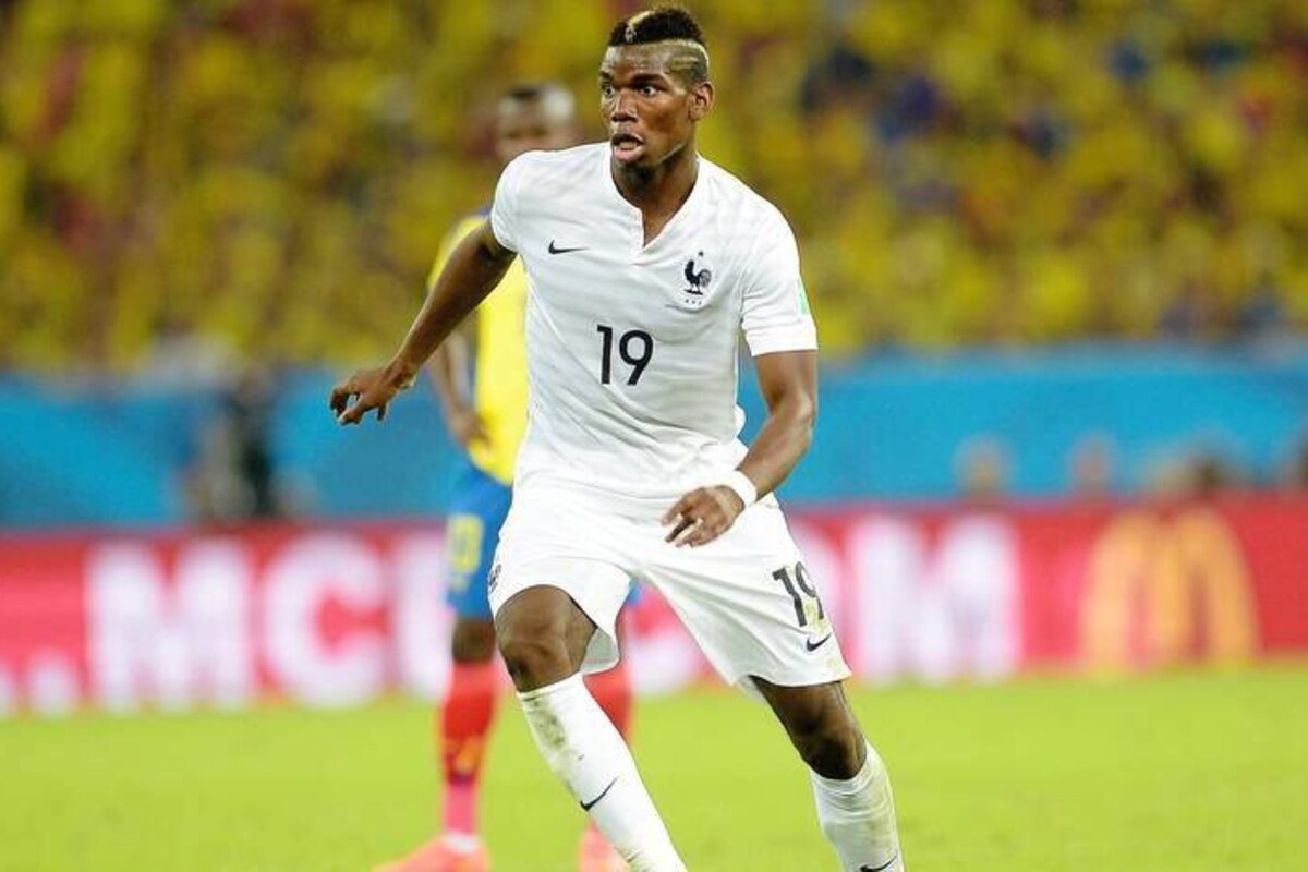 Paul Pogba (Fra) FOOTBALL : Arrivee des femmes a l hotel des joueurs - Radisson- Coupe du Monde FIFA - Rio de Janeiro - 25/06/2014 © PanoramiC / PHOTO NEWS PICTURES NOT INCLUDED IN THE CONTRACTS