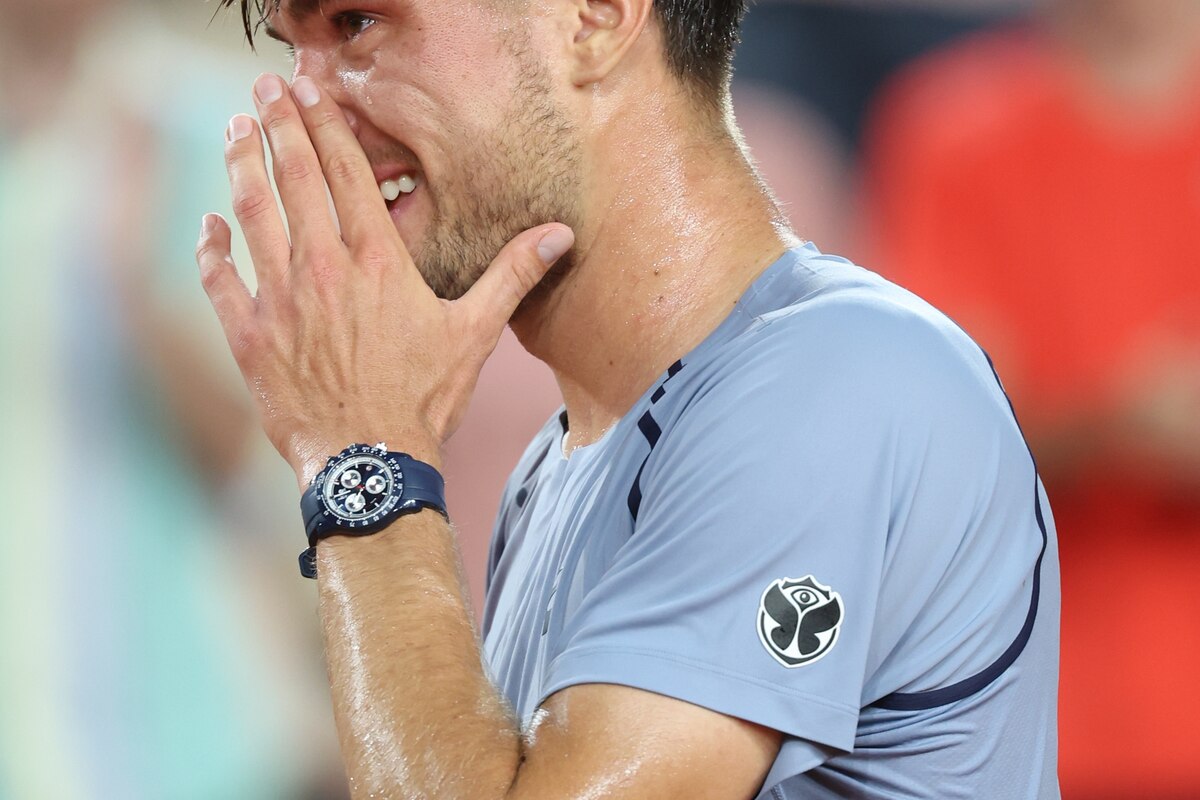 Raphaël Collignon laisse sortir ses émotions après sa victoire contre Ben Shelton.