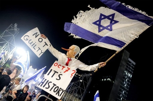 A Tel-Aviv, des milliers de personnes rassemblées contre Netanyahu avant les élections