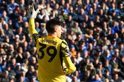 Les Belges à l'étranger - Mike Penders marque contre son camp lors de la défaite 0-2 de Chelsea face à Tottenham