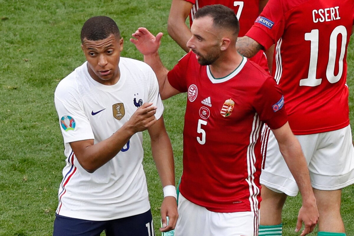 Kylian Mbappé victime du comportement raciste du public hongrois