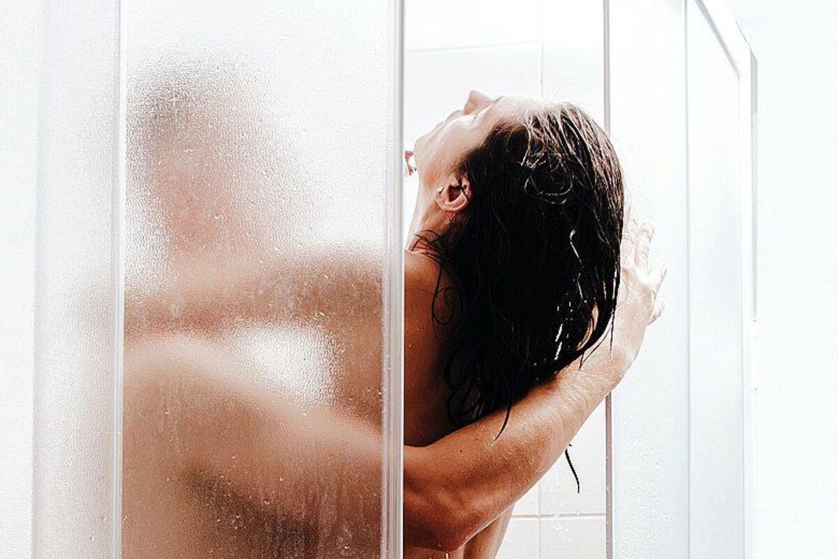 Les habitudes surprenantes sous la douche