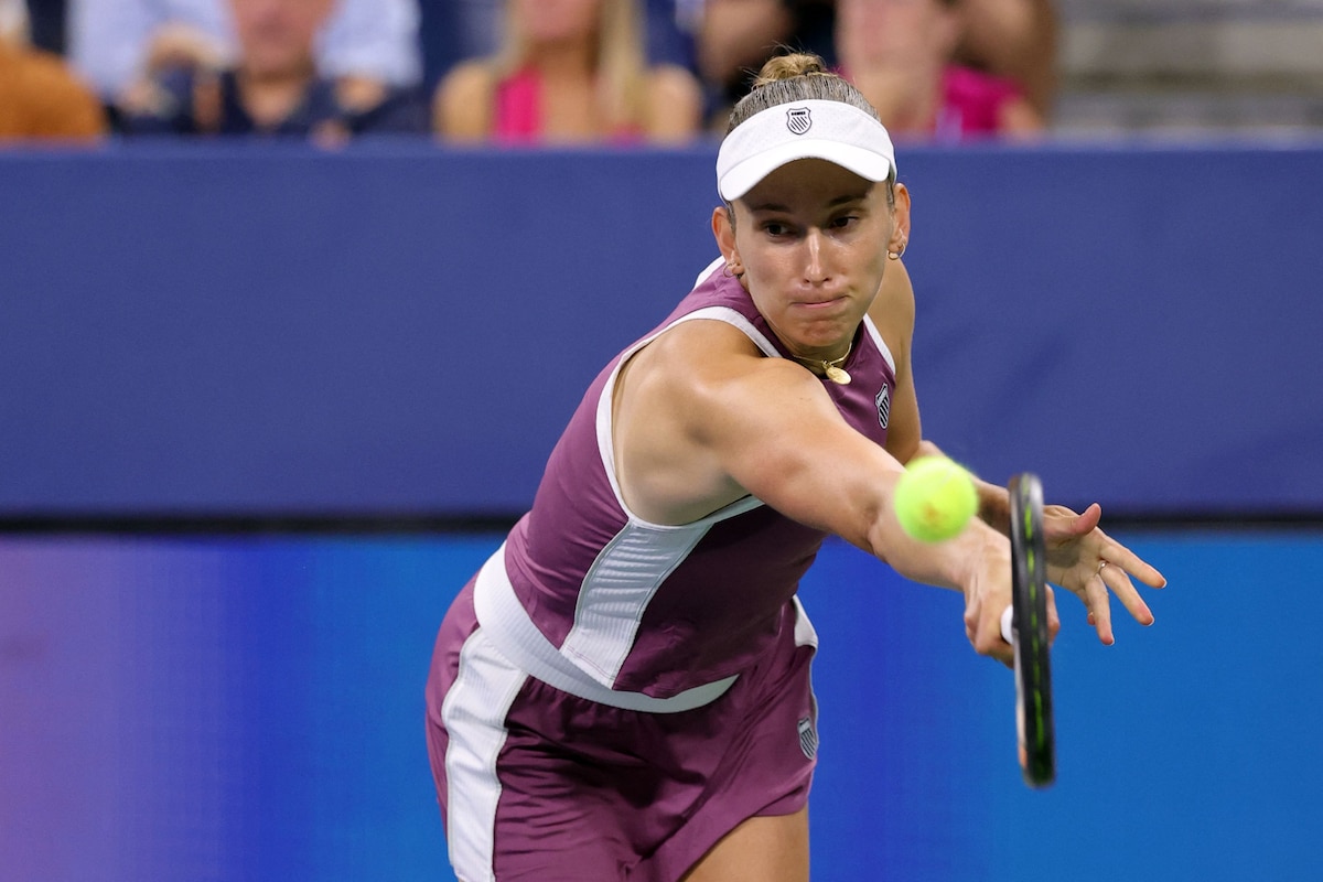 Belgium�s Elise Mertens hits a return to Japan's Naomi Osaka in their women's singles third round tennis match on day seven of the US Open tennis tournament at the USTA Billie Jean King National Tennis Center in New York City on September 5, 2026. (Photo by KENA BETANCUR / AFP)