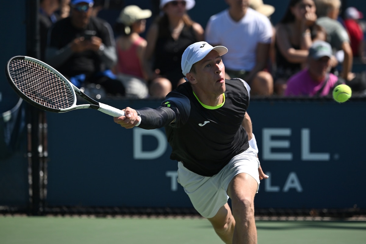 Belgian Kimmer Coppejans pictured in action during a tennis game against Peruvian Buse in the third round of the qualifications for the men's singles of the 2025 US Open Grand Slam tennis tournament in New York City, USA, Friday 22 August 2025. BELGA PHOTO TONY BEHAR