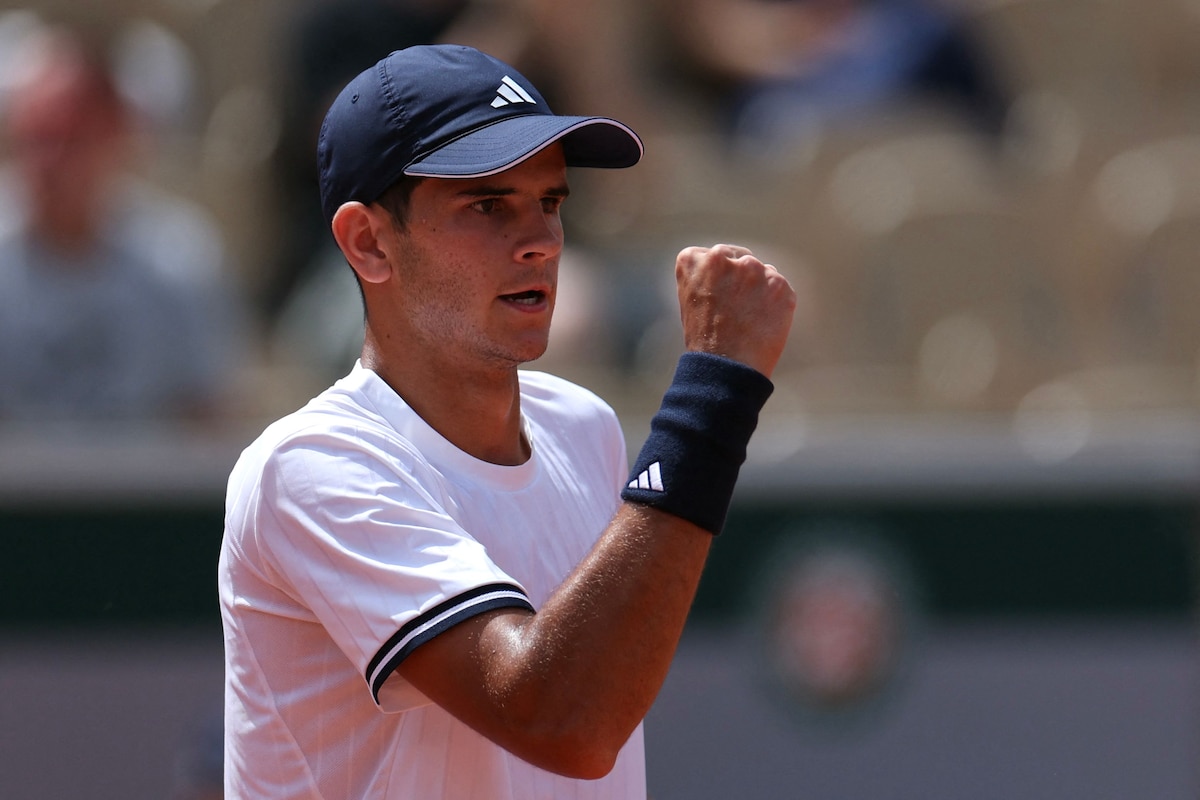 Spain's Rafael Jodar reacts after a point against US Alex Michelsen during their men's singles match on day 6 of the French Open tennis tournament on Court Simonne-Mathieu at the Roland-Garros Complex in Paris on May 29, 2026. (Photo by Alain JOCARD / AFP)